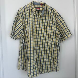 🩷 Izod Men's Plaid Shirt in Yellow and Blue
